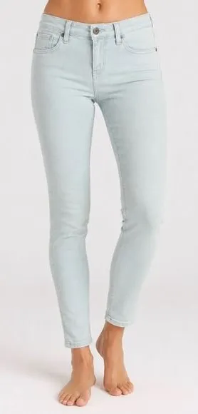 Universal Threads Mid-Rise Skinny Jeans Pale Aqua Sz 12/31S Pastel Preppy Classic thumbnail 1