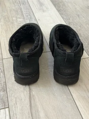 UGG Classic Ultra Mini Black Neutral Gorpcore Sheep Skin Bootie women’s 9 thumbnail 5