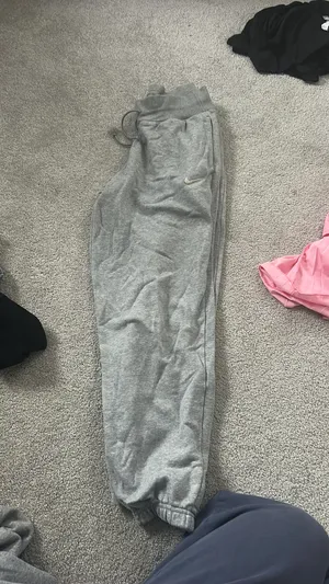 Nike Grey Sweatpants thumbnail 2