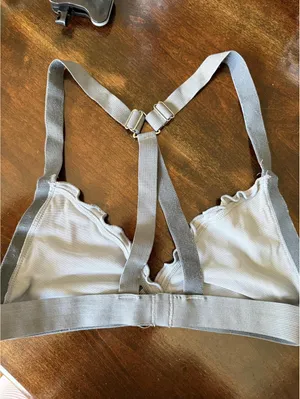 Urban Outfitters Lught Gray Ribbed Adjustable Bralette Size M thumbnail 4