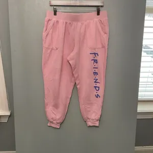 Friends Women Pajama Set Pink Starlight Henley Graphic Joggers Size Medium 8-10 thumbnail 6