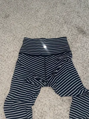 Lululemon Wunder Under 28" thumbnail 6