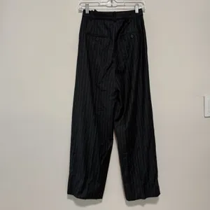 Theory‎ Double Pleat Wide-Leg Pant in Gray Pinstripe Wool Flannel Size 00 thumbnail 6