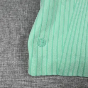 Lululemon Tank Top Womens Small Green Cropped Built-In Bra Moisture Wicking Yoga thumbnail 7