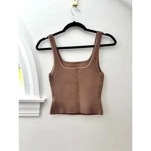 Aritzia Babaton Sculpt Knit Squareneck Cropped Ribbed Tank Small Taupe Tan Beige thumbnail 6