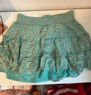 Skirt thumbnail 2