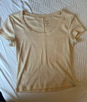 Pale yellow pac sun crop top thumbnail 1