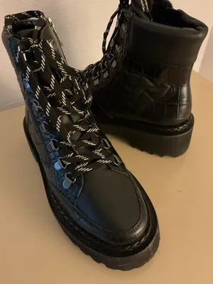 Vince Camuto women leather Black Quilted Combat Platform Boots size 6.5 thumbnail 3