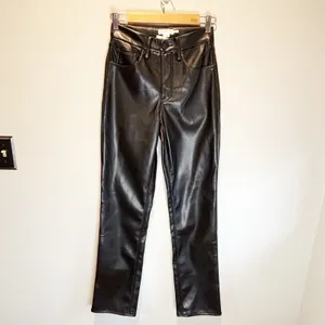 Good American NWT Black Better Than Leather Good Icon Pants - size 2/26 thumbnail 3