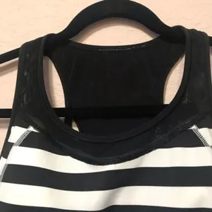 Athleta striped top size small​‎ thumbnail 6