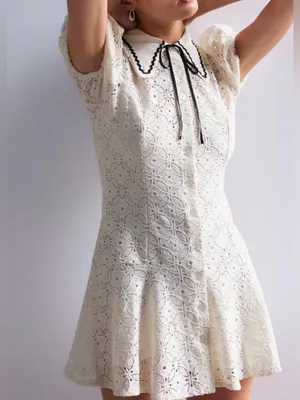 Urban Outfitters KIMCHI BLUE Aubrey lace dress thumbnail 2