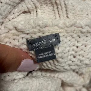 Aerie Chenille Oversized Turtleneck Sweater Ivory Cream- Size Medium thumbnail 8