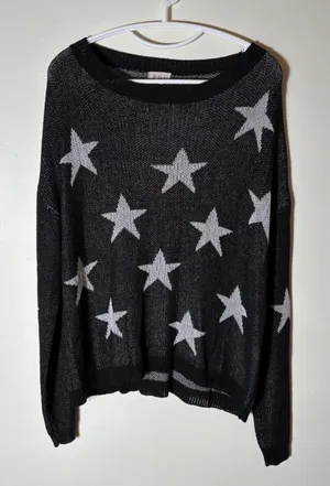 POL‎ Black Star Print Sheer Knit Sweater Size Large thumbnail 1