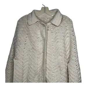 Vintage Hand Crocheted‎ Cape Size undefined thumbnail 2