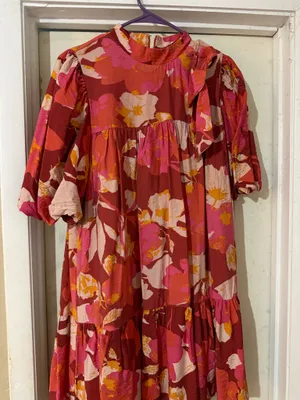 TCEC floral dress small thumbnail 1