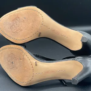 Vince Camuto Black Heels Sleek Design thumbnail 6