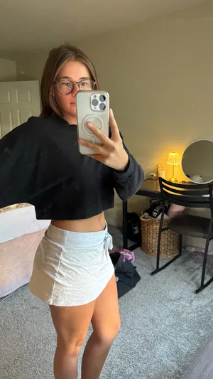 Alo Yoga Cropped Long Sleeve Black Top thumbnail 3