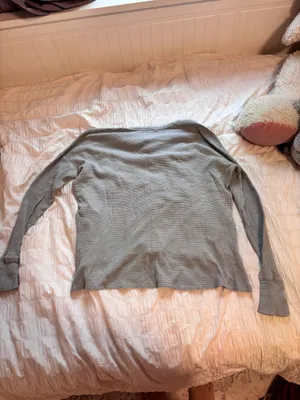 Aerie OFFLINE shirt thumbnail 3