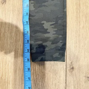 Spanx Green Camo Seamless Leggings Size Small Athleisure Casual Comfort thumbnail 4