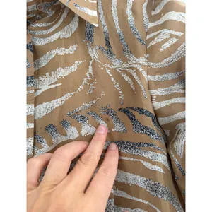 Carlisle Silk Blouse Womens Size 4 S Tan Zebra Print Y2K Safari Quiet Luxury thumbnail 4