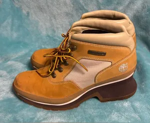 Timberland Wheat/ Tan Nubuck ankle Boots thumbnail 1