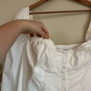 WeWoreWhat Ruched Cup Top in Optic White thumbnail 4