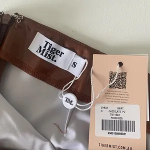 Tiger Mist Patent Leather Brown Mini Skirt thumbnail 4