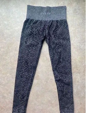 Nvgtn snake print leggings thumbnail 1