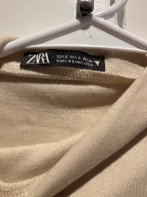 ZARA Cream Sleeveless Top thumbnail 3