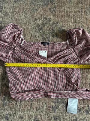 NWT En Saison Red Gingham Wrap Crop Top Size Small thumbnail 9