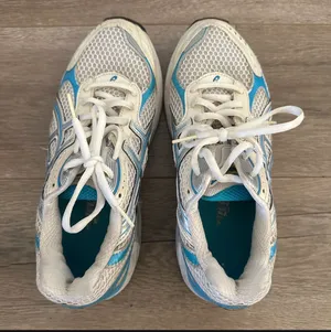 Asics White and Teal Women's Athletic Running Sneakers thumbnail 3