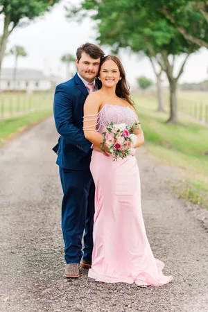 Ashley Lauren Prom Dress thumbnail 2