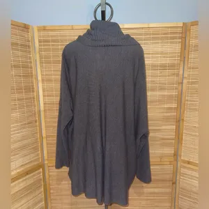 Napa Valley gray knit poncho wrap turtleneck sweater faux leather buckle L XL thumbnail 3