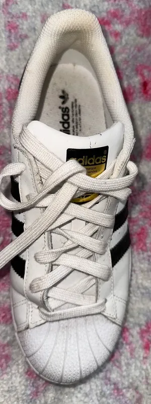 Adidas Superstar Sneakers thumbnail 2