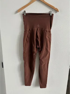 Beyond Yoga Spacedye Love the Bump Midi Maternity Legging Size M thumbnail 4