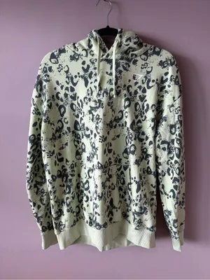 Gymshark Women’s Light Green All Over Animal Print Hoodie‎ Sweatshirt Medium thumbnail 1