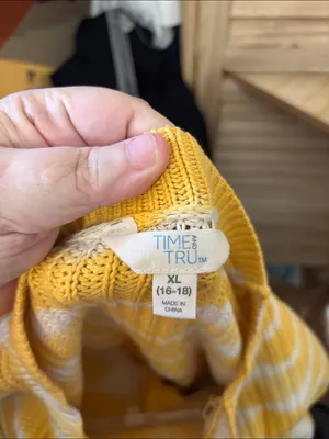 Time and Tru Yellow and Cream Crewneck Knit Sweater XL thumbnail 3