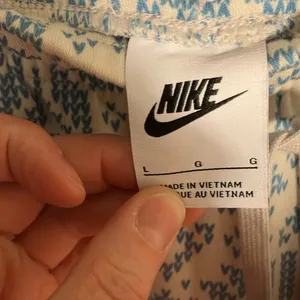 Nike standard fit club fleece sweatpants NWT thumbnail 8