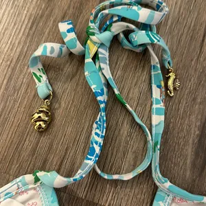 Lily Pulitzer bikini set size XXS in both top and bottom thumbnail 5