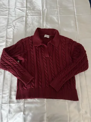 burgundy cable-knit polo sweater by Dress Forum thumbnail 3