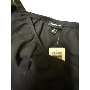 Torrid Black Metallic Lurex One Shoulder Ruffle Blouse Chiffon Party Top 0 L 12‎ thumbnail 8