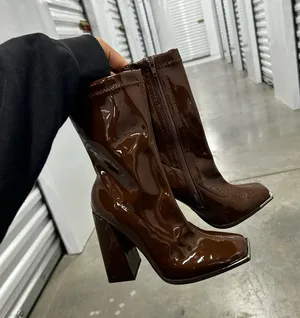 Brown Heels Size 5.5 thumbnail 1