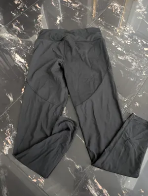 Victoria Sport Mesh Athletic Leggings Size Small thumbnail 2