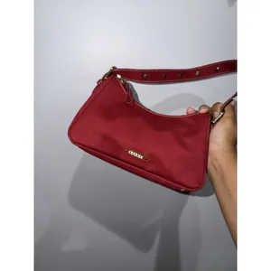 Vintage Y2K-era XOXO Red Mini Shoulder Bag Purse Gold Accents P thumbnail 5
