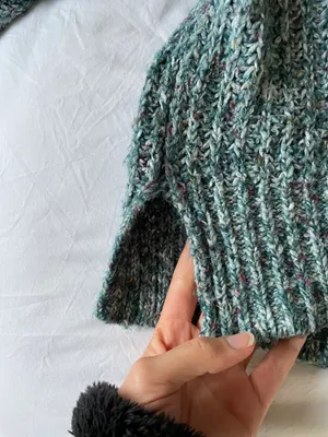 Urban Outfitters Blue Sweater thumbnail 5