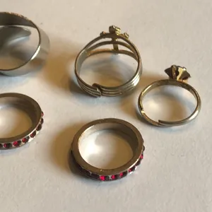 Lot of 5 Vintage Gold Tone & Silver Tone Boho Rings Adjustable & Size 6 & 8 thumbnail 6