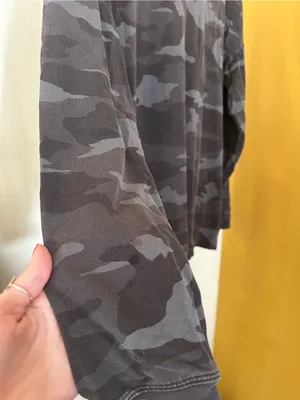 Athleta Studio to Street‎ Sweatshirt Gray Camo Crewneck Athleisure Lounge Small thumbnail 4