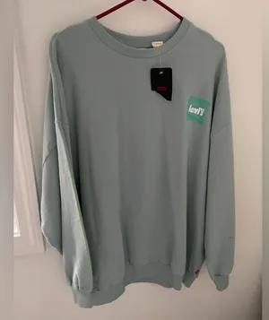 New Levi’s sweatshirt thumbnail 1