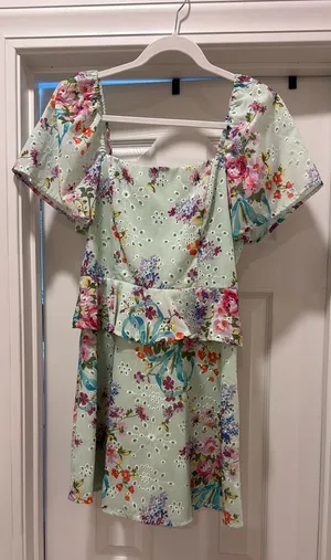 TCEC Dress Ruffle thumbnail 2