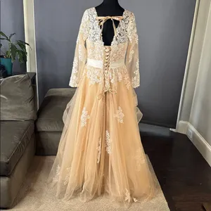 Women’s Long Sleeve Lace Appliqué Formal Gown Ruffles Corset Back Size 14 thumbnail 5
